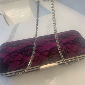 ghd clutch with chain